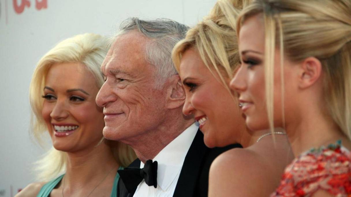 Hugh Hefner, fondateur du magazine Playboy, en 2007 à Hollywood, au Kodak Theater.
