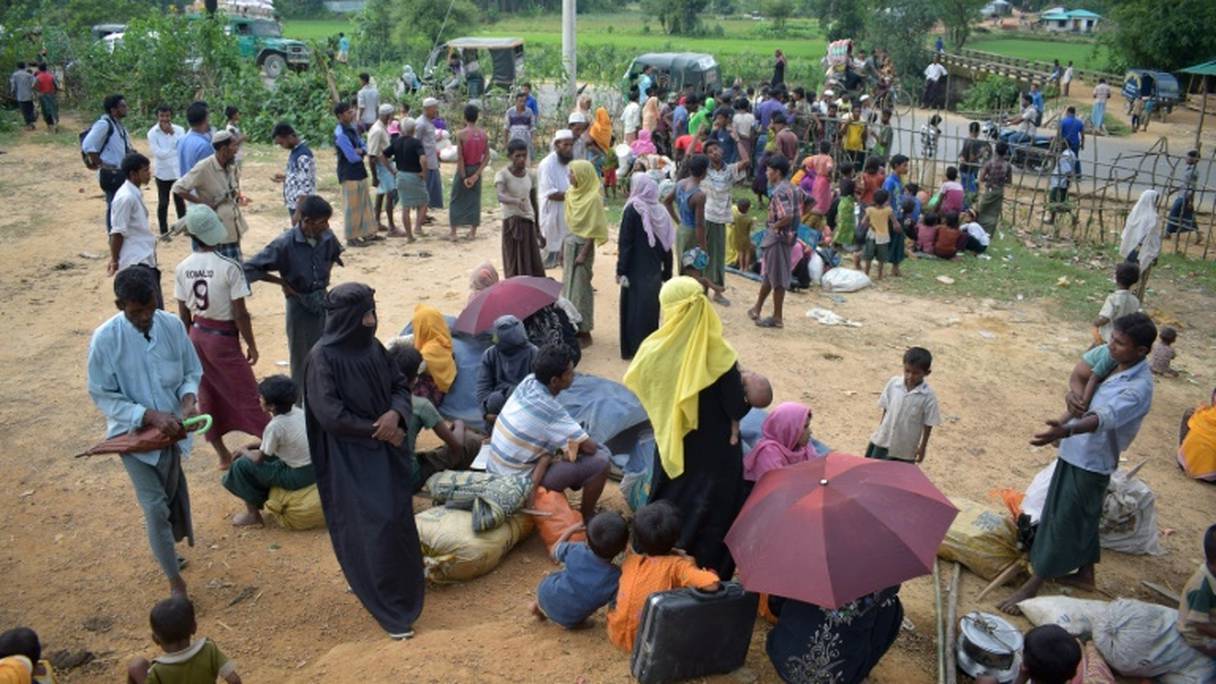 Des réfugiés Rohingyas, fuyant les violences en Birmanie, au camp de Kutupalong, le 29 août 2017, près de la la ville d'Ukhiya, au Bangladesh.
