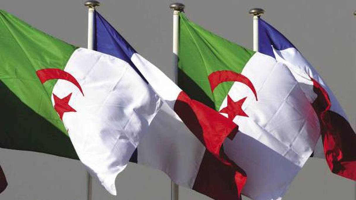 Sahara marocain: basses manoeuvres algériennes en France.
