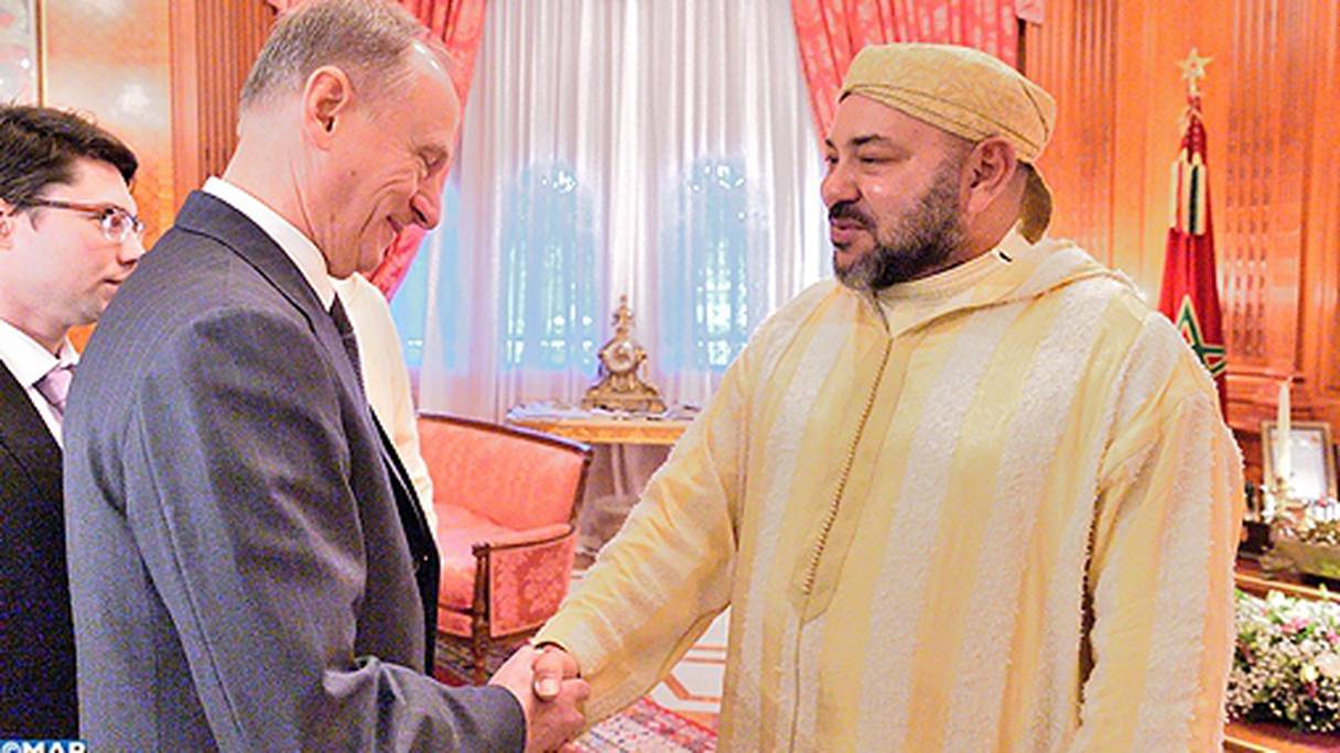 Le roi Mohammed VI reçevant au palais royal de Casablanca, le secrétaire du Conseil de sécurité de la Fédération de Russie, Nikolaï Patrouchev.
