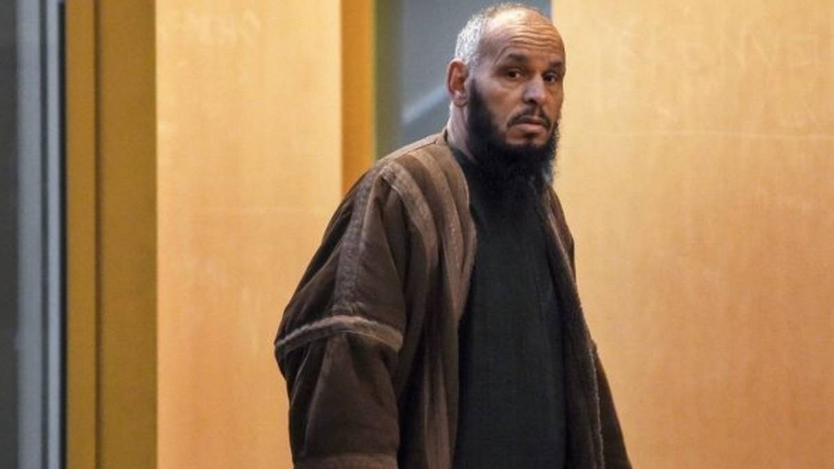 L'imam salafiste de Marseille El Hadi Doudi a été expulsé vers l'Algérie.
