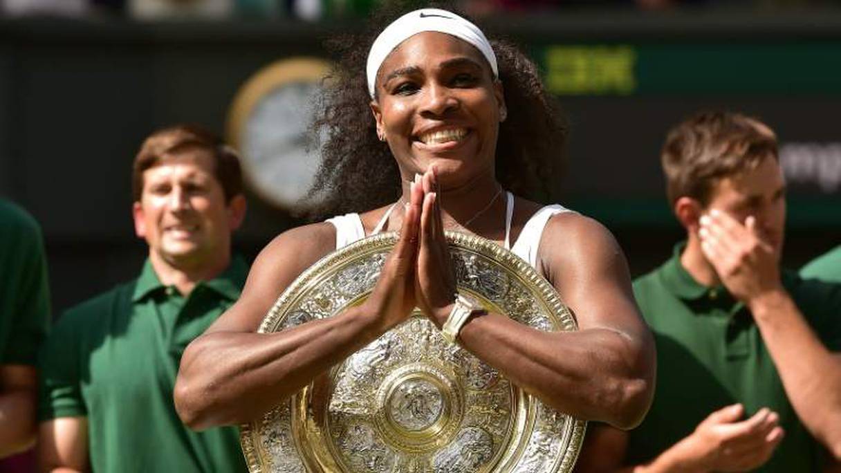 L'Américaine Serena Williams, victorieuse de Wimbledon, le 11 juillet 2015.
