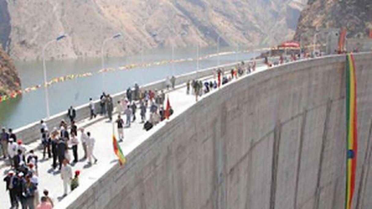 L'Ethiopie a inauguré le barrage le plus haut d'Afrique, un projet qui doit permettre au pays de presque doubler sa capacité énergétique.
