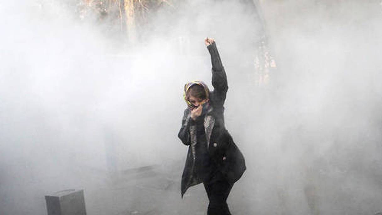 Iran: les manifestations anti et pro-régime se multiplient.

