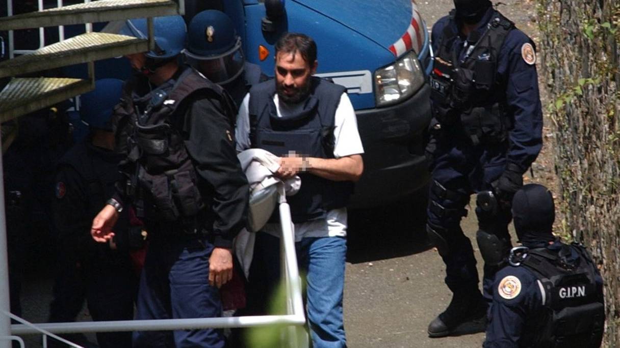 Djamel Beghal, chef d'une cellule islamique radicale, lors de sa comparution au tribunal de Tulle.
