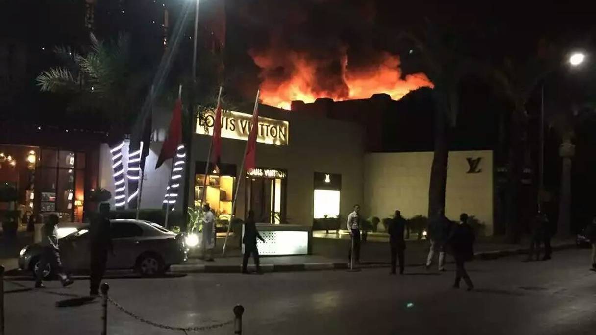 L’incendie a provoqué des dégâts matériels au niveau du premier étage de l’édifice qui abrite le restaurant
