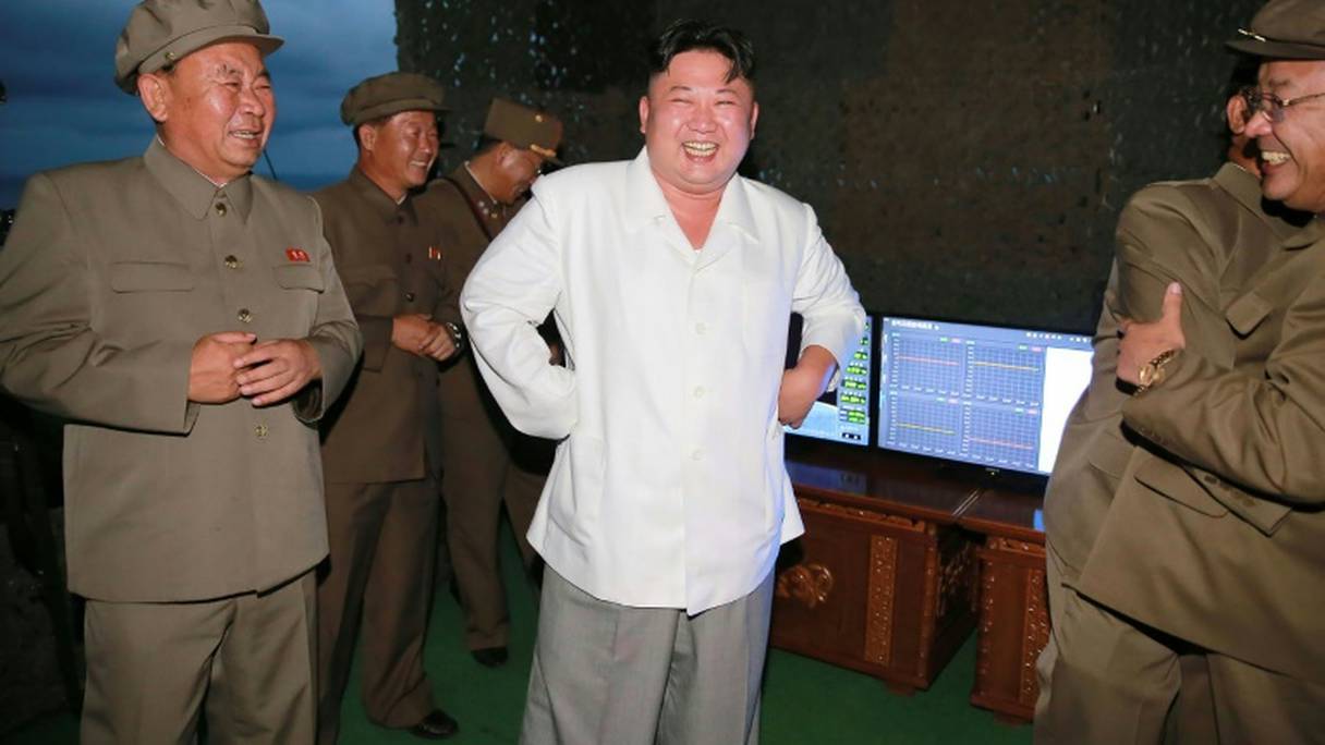 Kim Jong-Un venu assister à un tir de missile balistique, le 25 août 2016.
