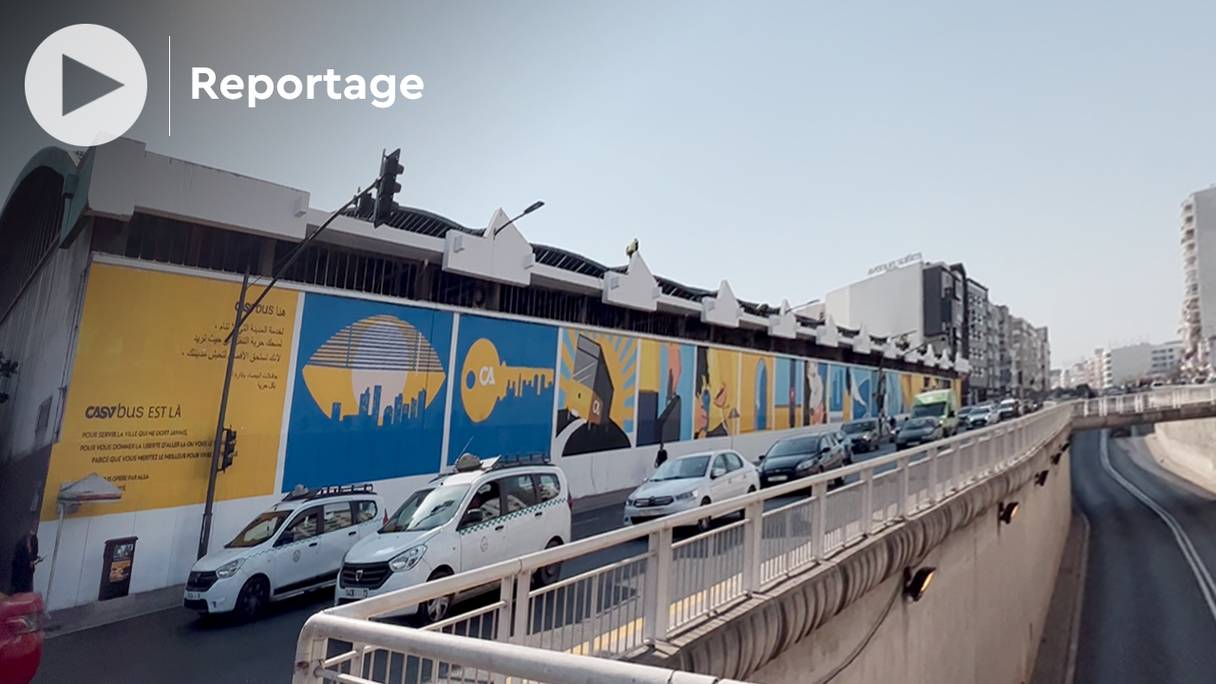 Une imposante fresque a été réalisée à Casablanca sur un mur de 147 mètres de longueur et 9,10 mètres de largeur et présentée fin ocobre 2021.
