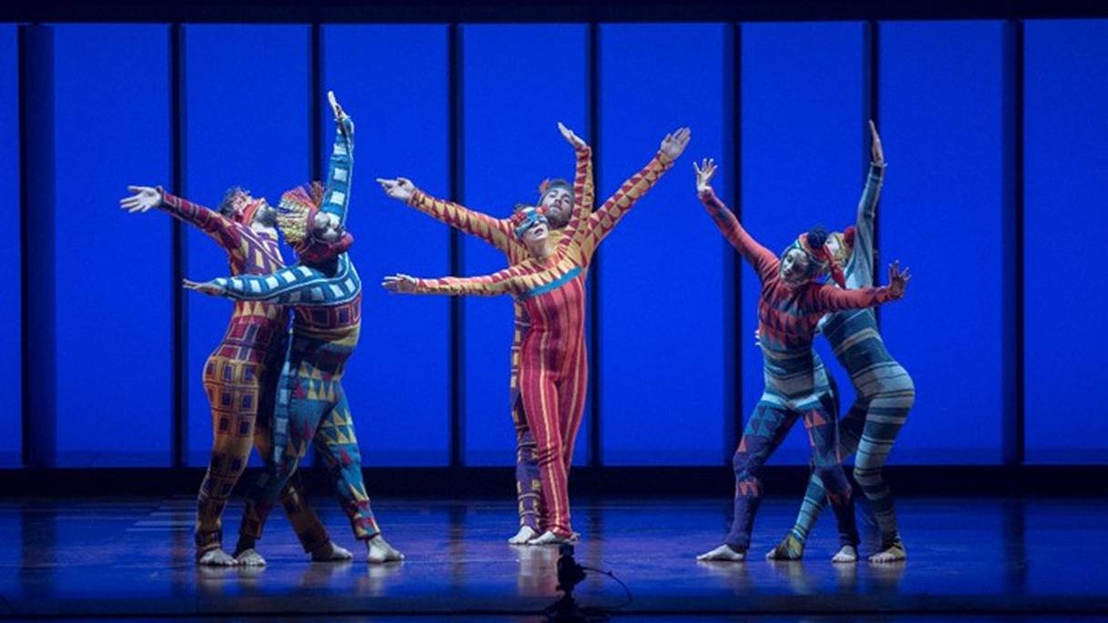 La danse fait partie du spectacle vivant. Ici, une représentation des Nouvelles pièces courtes de Philippe Decouflé, qui livrent cinq moments chorégraphiques de danse contemporaine (archives de 2017).
