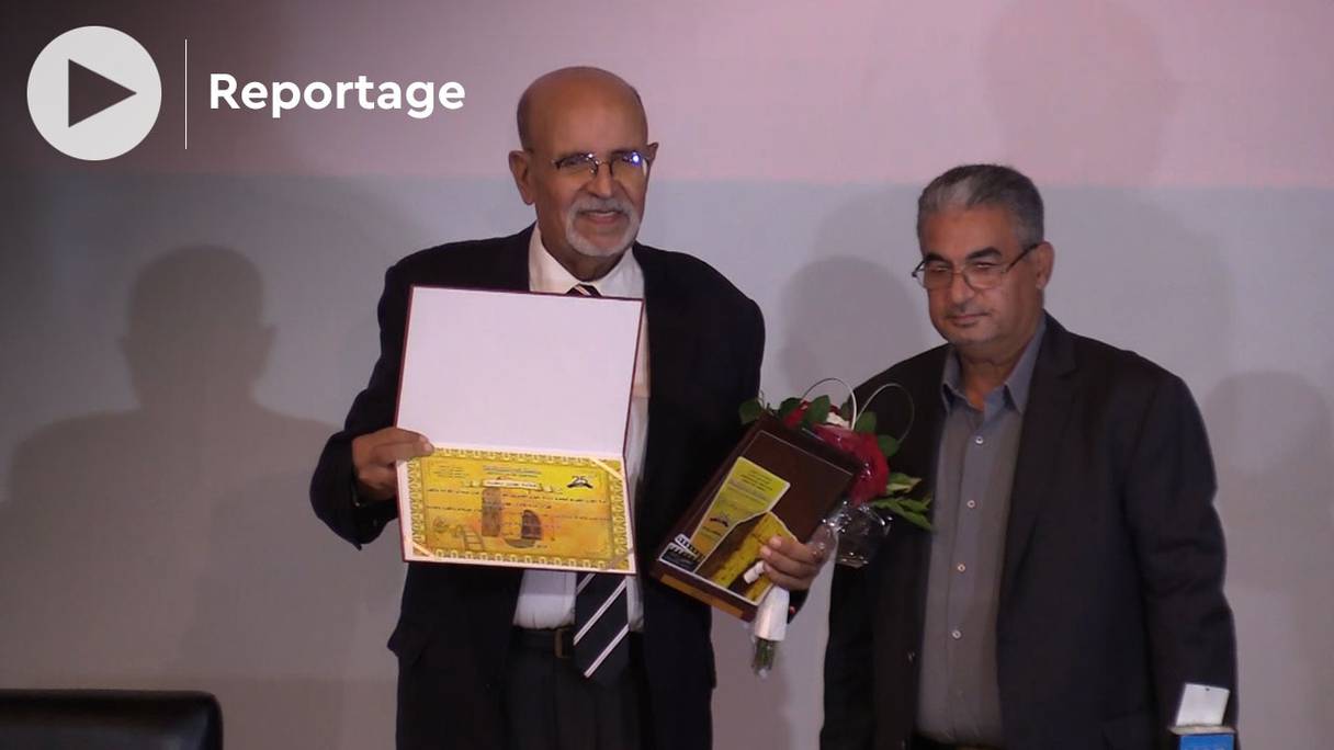 Hommage à Omar Azzouzi à l'ouverture du Festival Ciné-ville de Fès, ainsi qu'à Saïd Khallaf.
