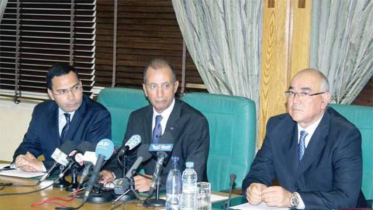 Mohamed Hassad, Charki Draïss et Mustapha El Khalfi avaient nommément accusé l'Algérie, début août 2014, de vouloir submerger le Maroc de comprimés psychotropes. 
