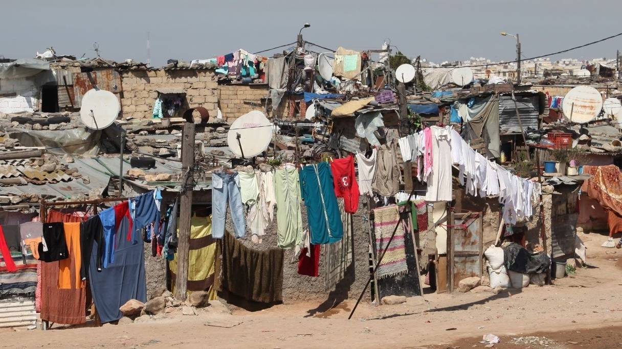 Un bidonville à Kénitra.
