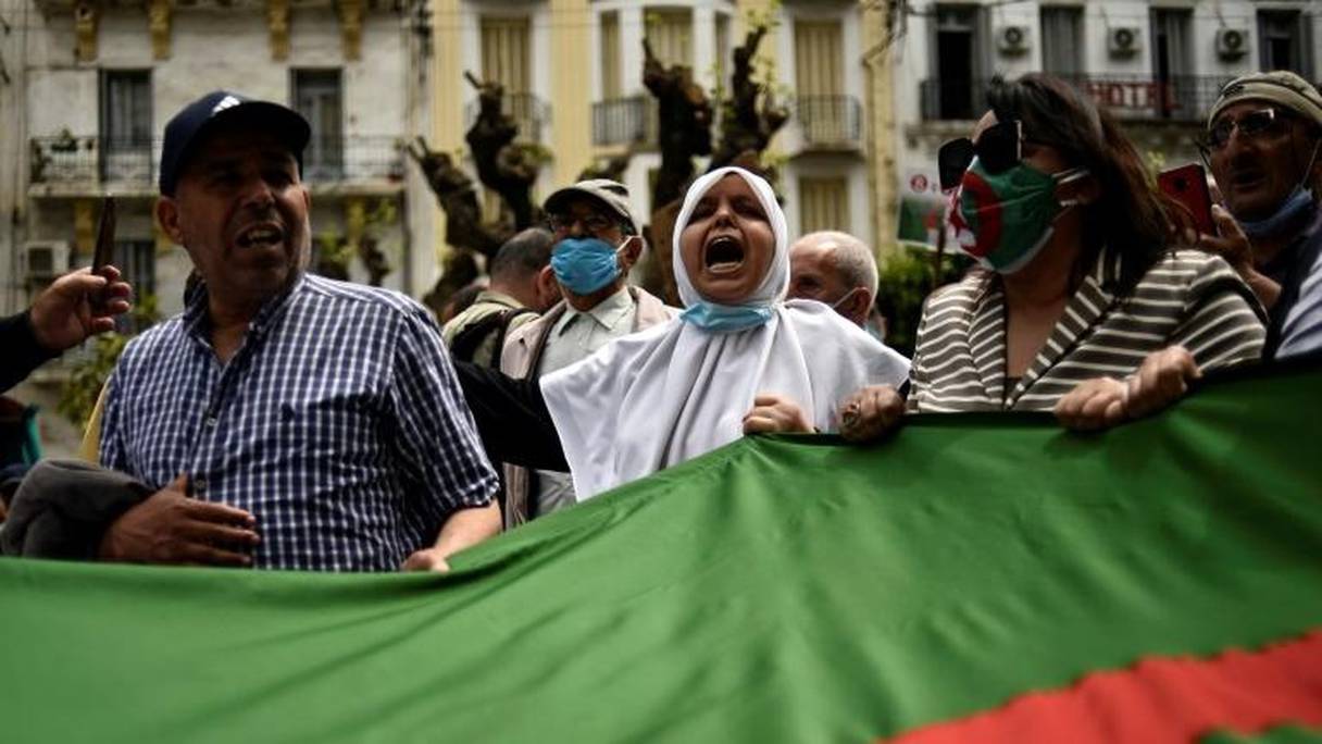 Le régime algérien veut éviter à tout prix une jonction entre le Hirak et le front social.
