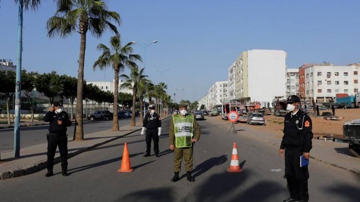 Les déplacements de ou vers Casablanca sont soumis à une autorisation spéciale délivrée par les autorités locales.
