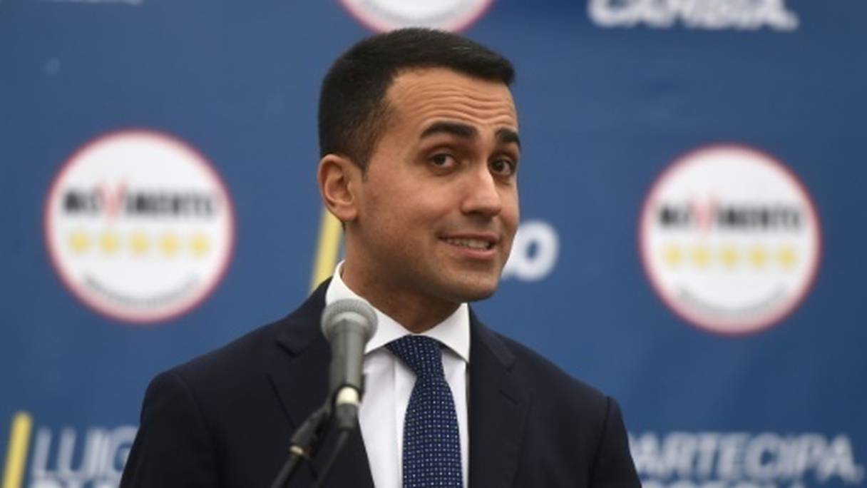 Le chef du Mouvement 5 étoiles Luigi di Maio a revendiqué le 5 mars 2018 le droit de former le gouvernement après être arrivé en tête aux élections.
