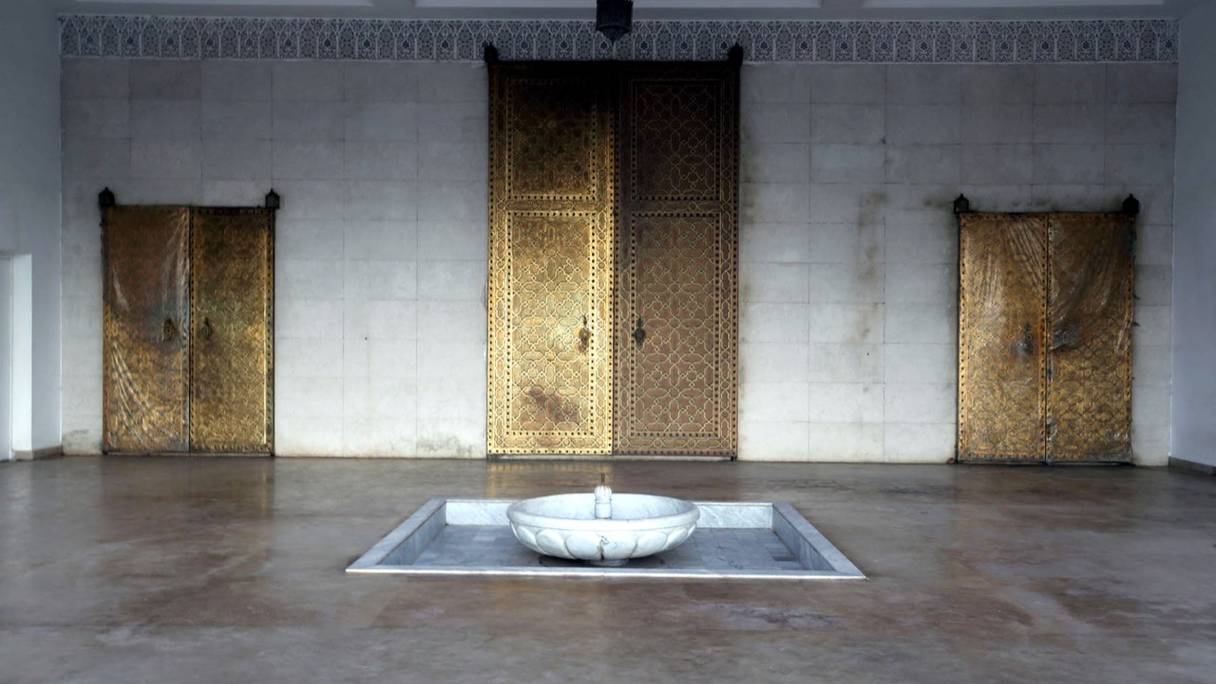 Salle d'ablutions d'une mosquée du Maroc, vide de fidèles, une mesure de précaution contre la propagation du coronavirus au Maroc.
