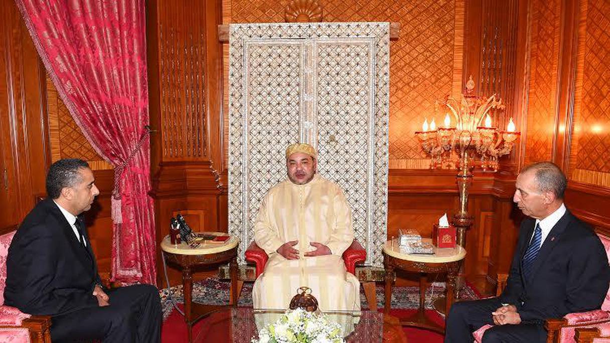 Le roi a reçu en audience, cet après midi, Abdellatif Hammouchi pour le nommer à la tête de la Direction générale de la sûreté nationale (DGSN) et ce, en présence du ministre de l'Intérieur, Mohamed Hassad.
