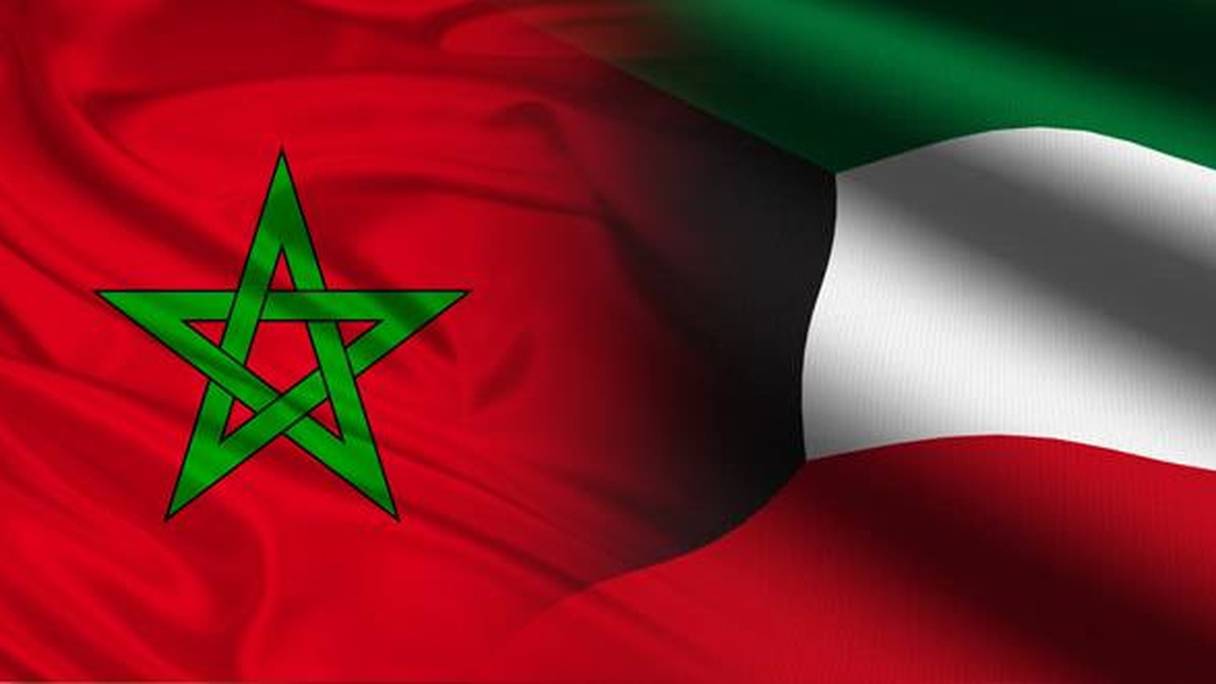 Les drapeaux marocain et koweïtien.
