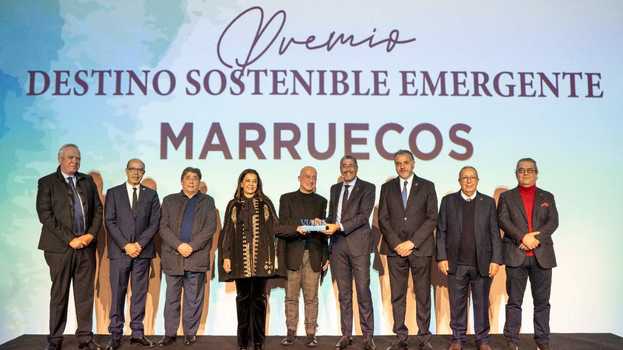 Lors de la remise du Prix de la «Meilleure destination durable émergente pour l’année 2022-2023» au Maroc par le magazine espagnol Viajar spécialisé dans le tourisme et le voyage, le 17 janvier 2023.
