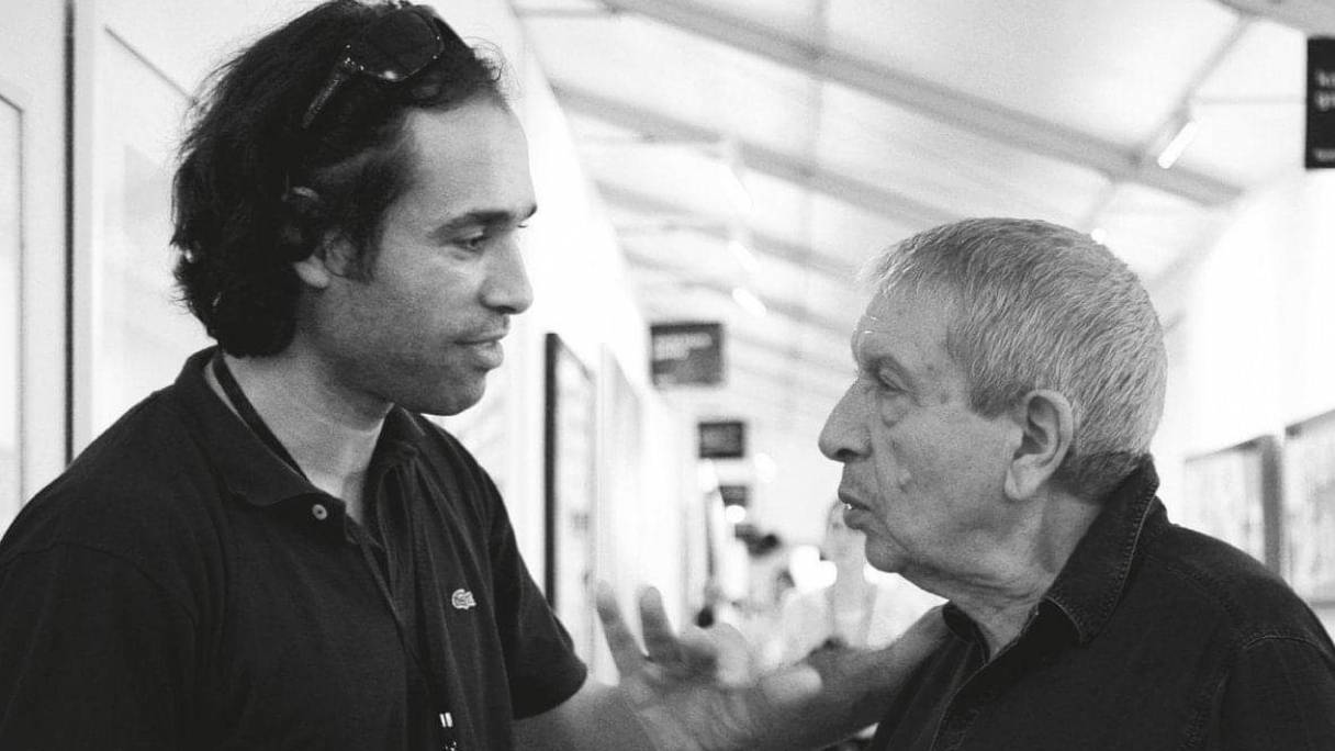 Le photographe Fouad Maazouz et l'artiste peintre défunt Farid Belkahia
