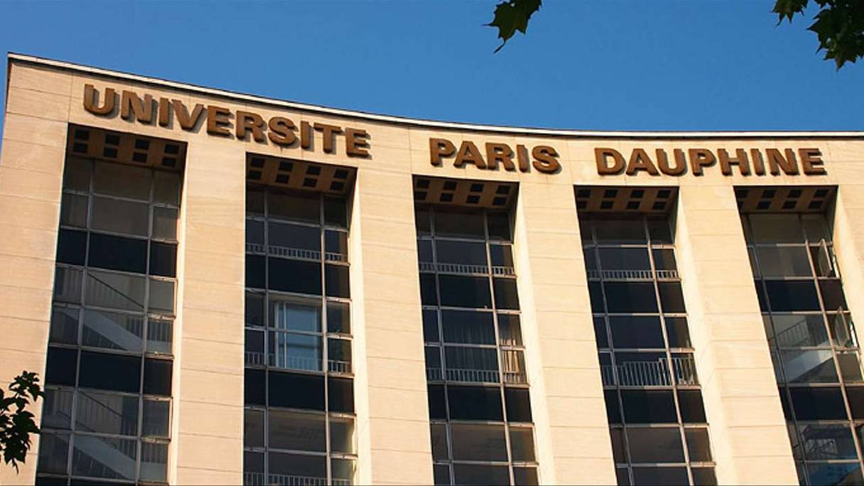 L'université Paris Dauphine.
