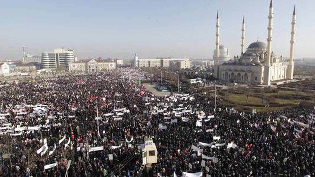 Des manifestations monstres ont eu lieu à Grozny contre Charlie Hebdo.
