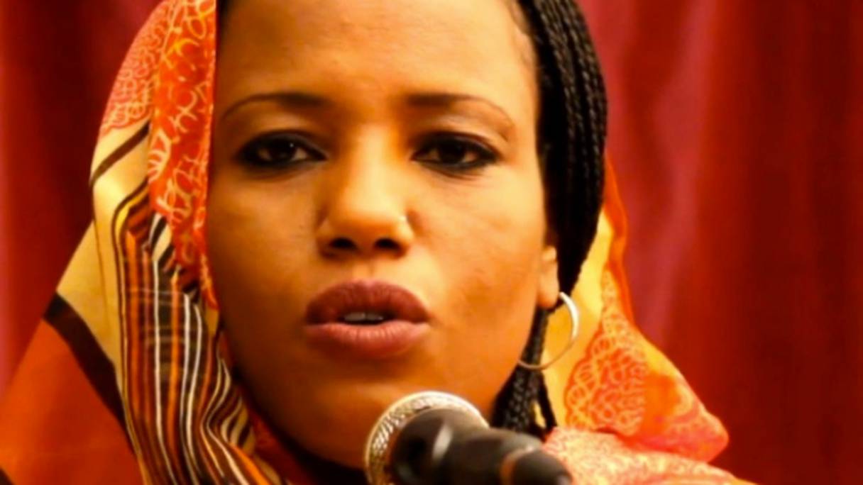 L'activiste et porte-voix du Polisario, Aziza Brahim.
