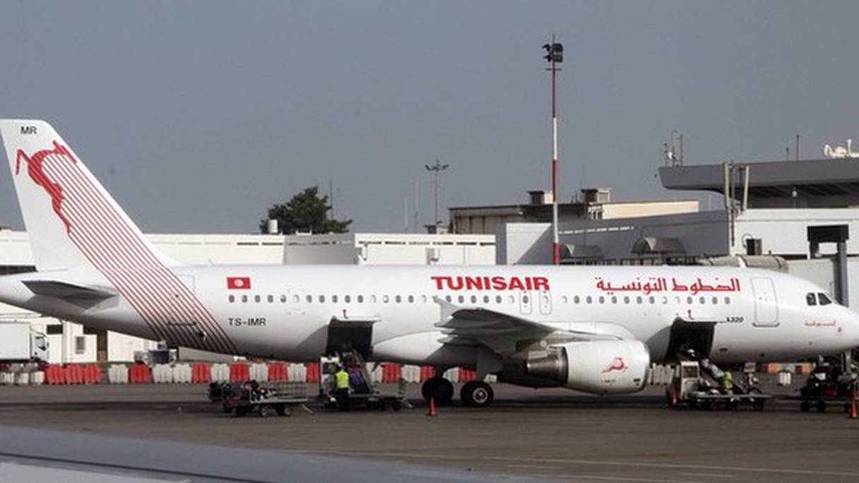 Un avion de la companie Tunisair. 
