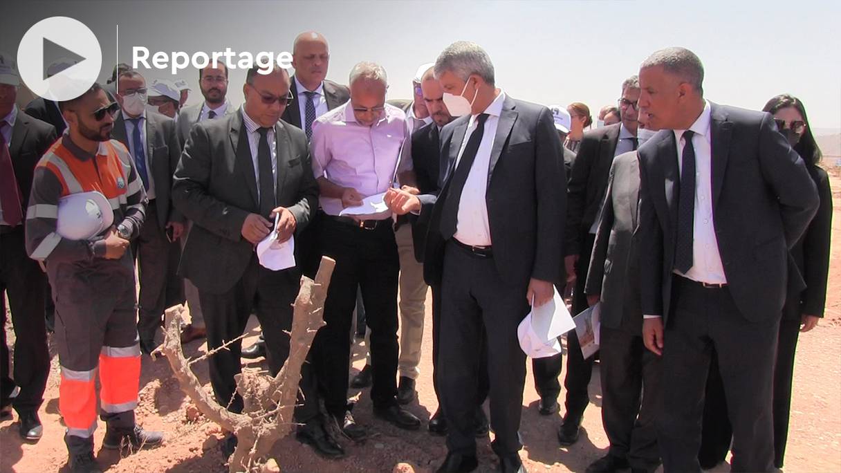 Le ministre de l’Agriculture, Mohammed Sadiki, a effectué le 25 juin 2022 deux visites de terrain près de Taroudant à des chantiers visant à concilier la préservation de l'arganier et le développement économique de la réserve de biosphère de l'arganeraie.

