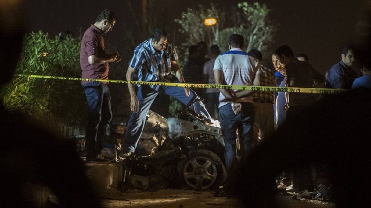 Une voiture piégée a explosé jeudi soir à l'est du Caire après le passage du véhicule du procureur général adjoint faisant un blessé.
