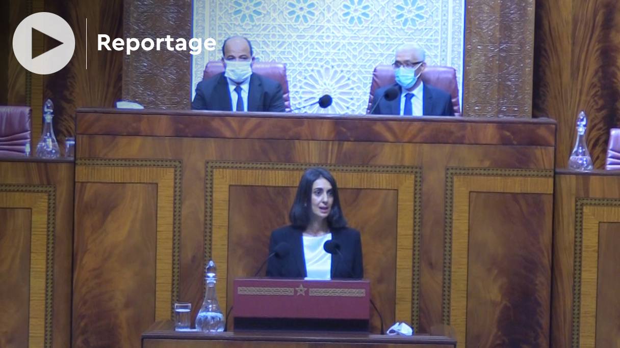 Nadia Fettah Alaoui, ministre des Finances a présenté le PLF 2022, lundi 25 octobre 2022 devant le Parlement.
