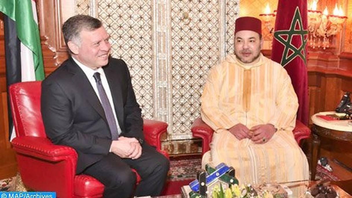 Le roi Mohammed Vi et le roi Abdallah II de Jordanie lors d'une visite du souverain hachémite au Maroc. 
