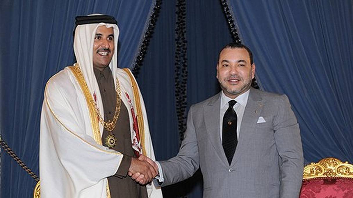 Une cérémonie d’accueil officielle a été offerte en l’honneur du roi Mohammed VI par l’émir du Qatar.
