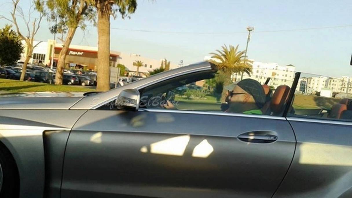 Le roi Mohammed VI en voiture. Photo d'illustration.
