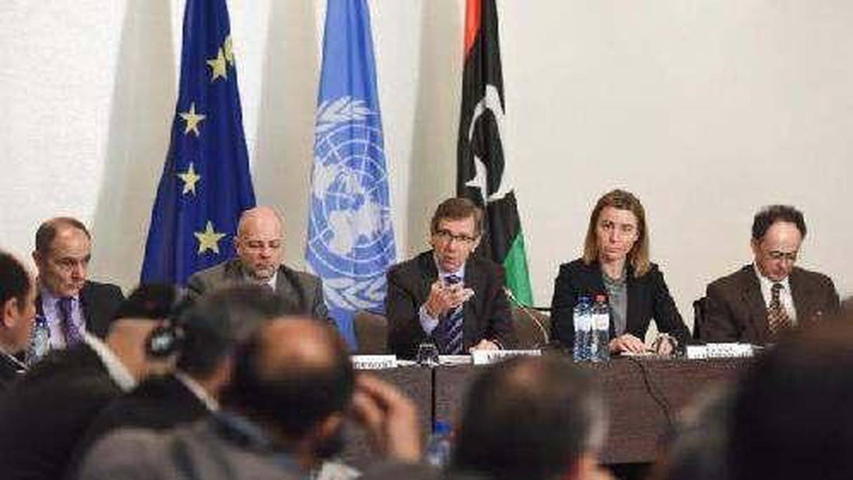 34 maires et dirigeants locaux libyens ont répondu présent à la réunion de Bruxelles, présidée conjointement par le chef de la MANUL Bernardino Léon et la Haute représentante de l'UE aux Affaires étrangères et à la sécurité. 
