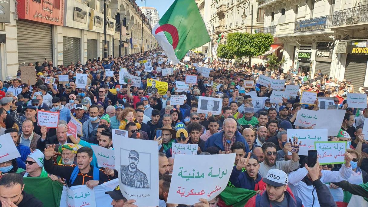 300 personnalités, ONG et militants ont déjà signé l’appel intitulée "Halte à la guerre déclarée contre le peuple algérien".

