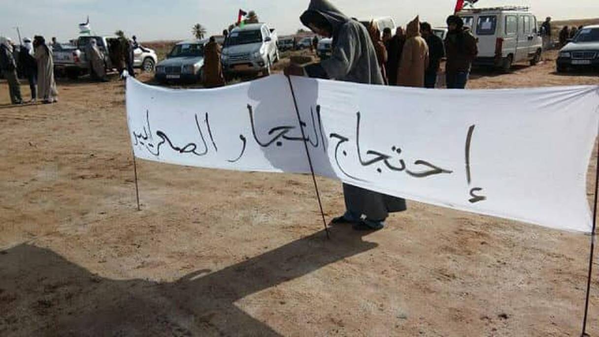 La grogne contre les dirigeants du Polisario se manifeste à nouveau. 
