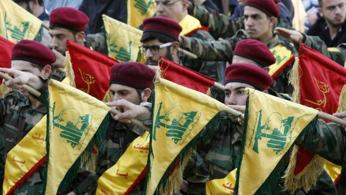 Le Hezbollah est accusé de servir de tête de pont pour l'Iran chiite et de s'ingérer dans les affaires des pays arabes.
