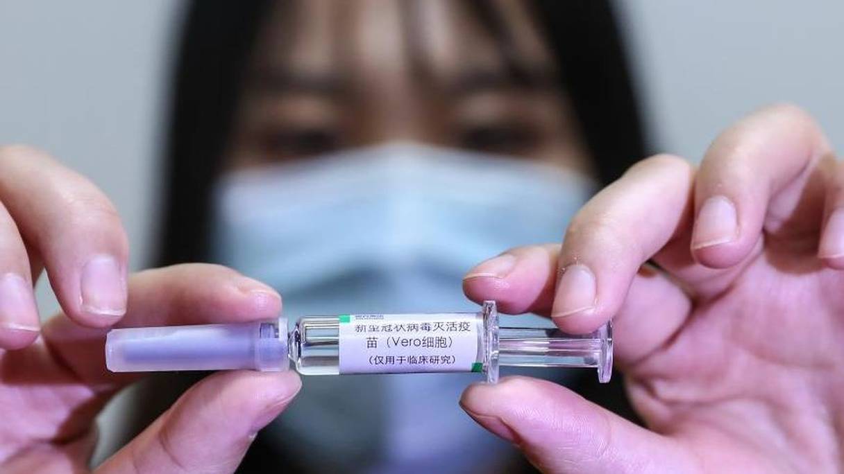 Une dose du vaccin contre le Covid-19, développé dans une unité de production de vaccins de Sinopharm, à Pékin.

