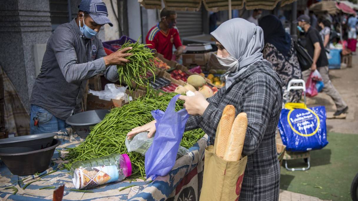 En matière de consommation, les Marocains s'en tiennent à l'essentiel pendant ce mois de ramadan. Inédit.
