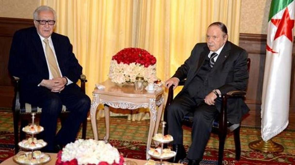 Abdelaziz Bouteflika va-t-il, enfin, passer le témoin à Lakhdar Brahimi?
