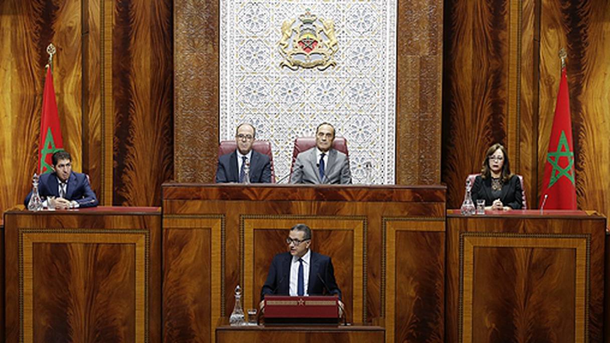 Hakim Benchemass et Habib el Malki lors de la présentation du PLF 2018 au Parlement. 
