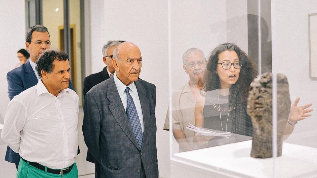 Abderrahman Youssoufi au Musée d'art contemporain de Rabat.

