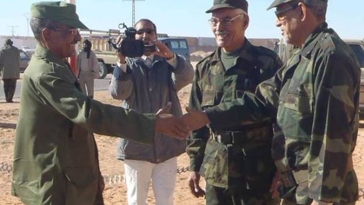 Mohamed Lamine Bouhali (au centre) voit d'un oeil torve la nomination d'Abdellah Lahbib Bilal à un poste qu'il a occupé pendant quinze ans, celui de la "défense".
