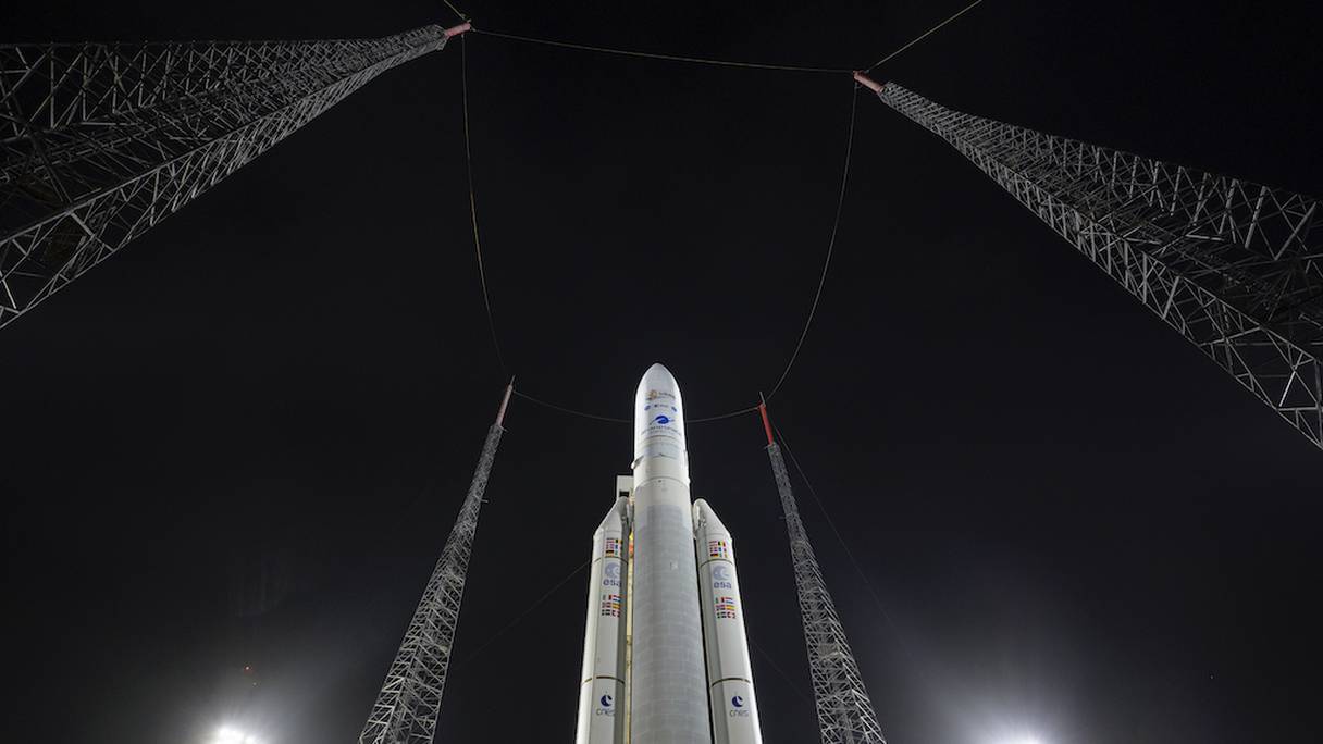 La fusée Ariane 5 d'Arianespace avec à son bord le télescope spatial James Webb de la NASA.
