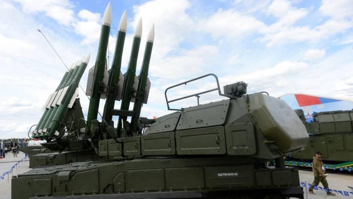 Batterie de missiles utilisés par les séparatistes pro-russes en Ukraine, pour abattre un Boeing de Malaysia Airlines, en 2014. Le Polisario a réceptionné des missiles du même type de la part du mouvement pro-iranien, le Hezbollah.
