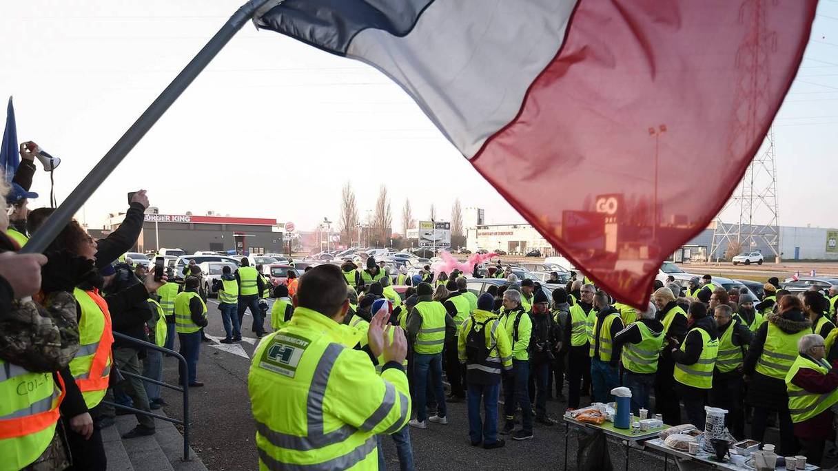 Une manifestation de "Gilets jaunes" à Vendenheim, dans l'est de la France.

