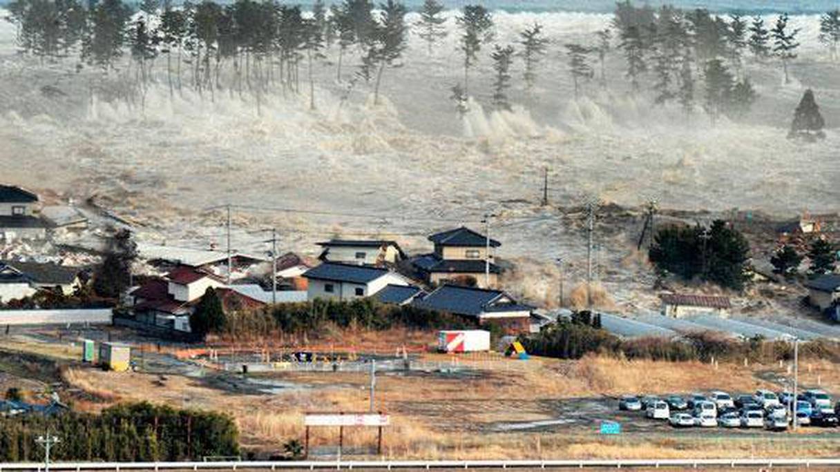 Les Japonais gardent en mémoire le gigantesque tsunami du 11 mars 2011.
