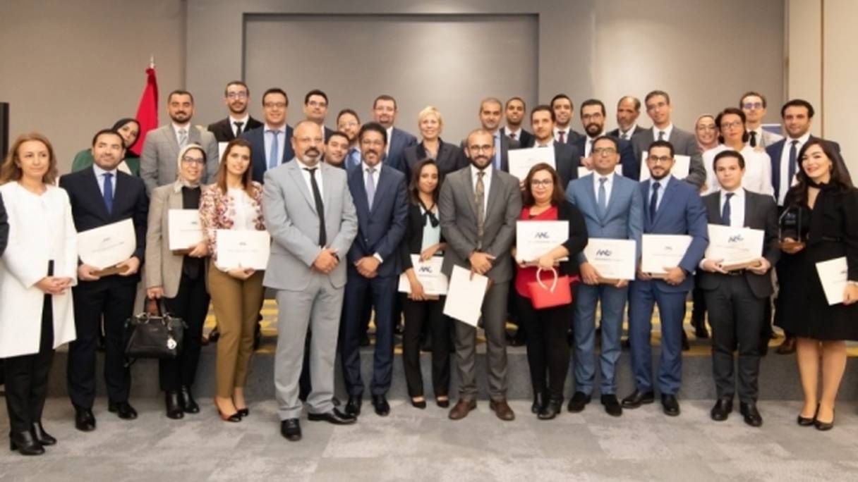 Lors de la cérémonie de remise des certificats d'habilitation, jeudi 7 novembre 2019 au siège de l'AMMC à Rabat.
