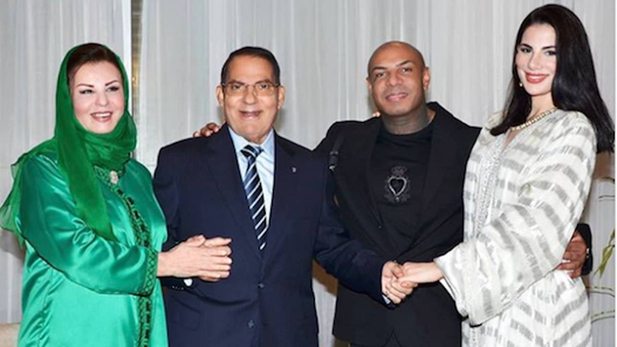 Dernière apparition publique de Ben Ali, entouré de son épouse Leila Trabelsi, sa fille et l'époux de cette dernière.
